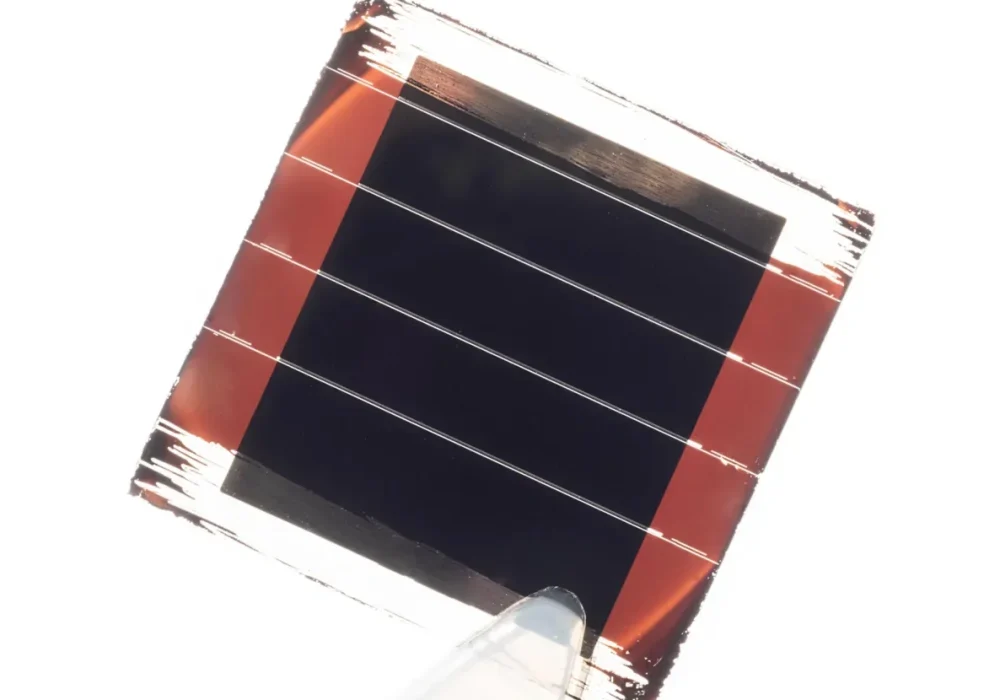 Perovskite solar cells